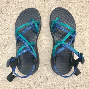 Chacos With Toe Strap Size 9